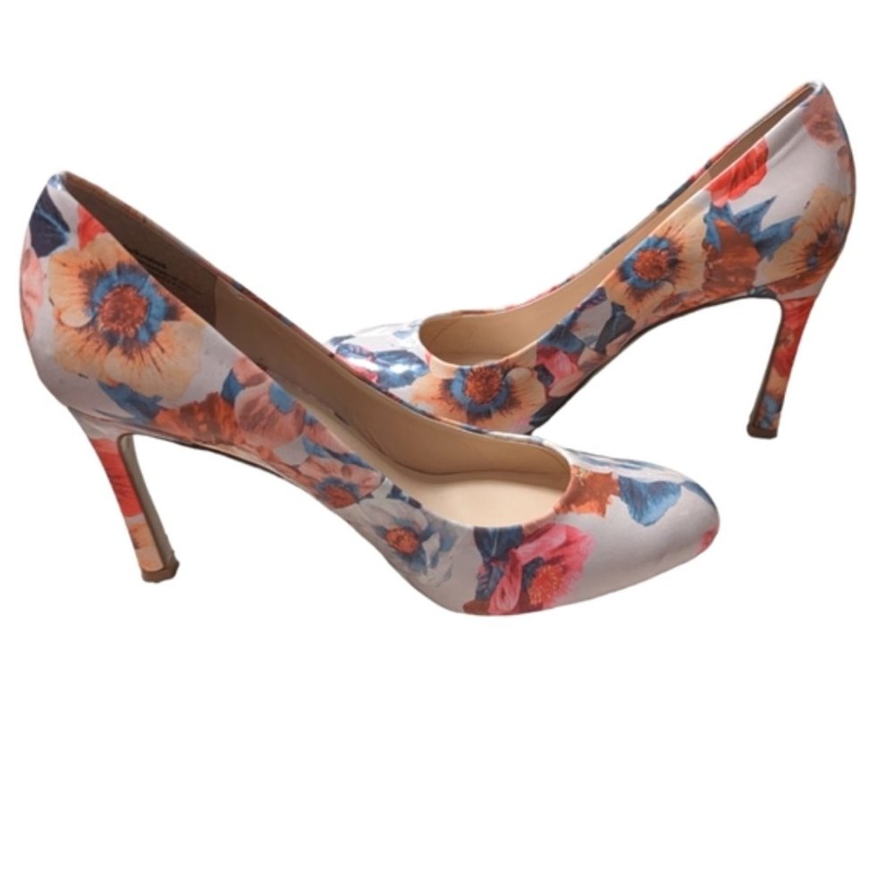 Nine West Drusilla Floral Patent Heels Round Toe Pump Sz 7